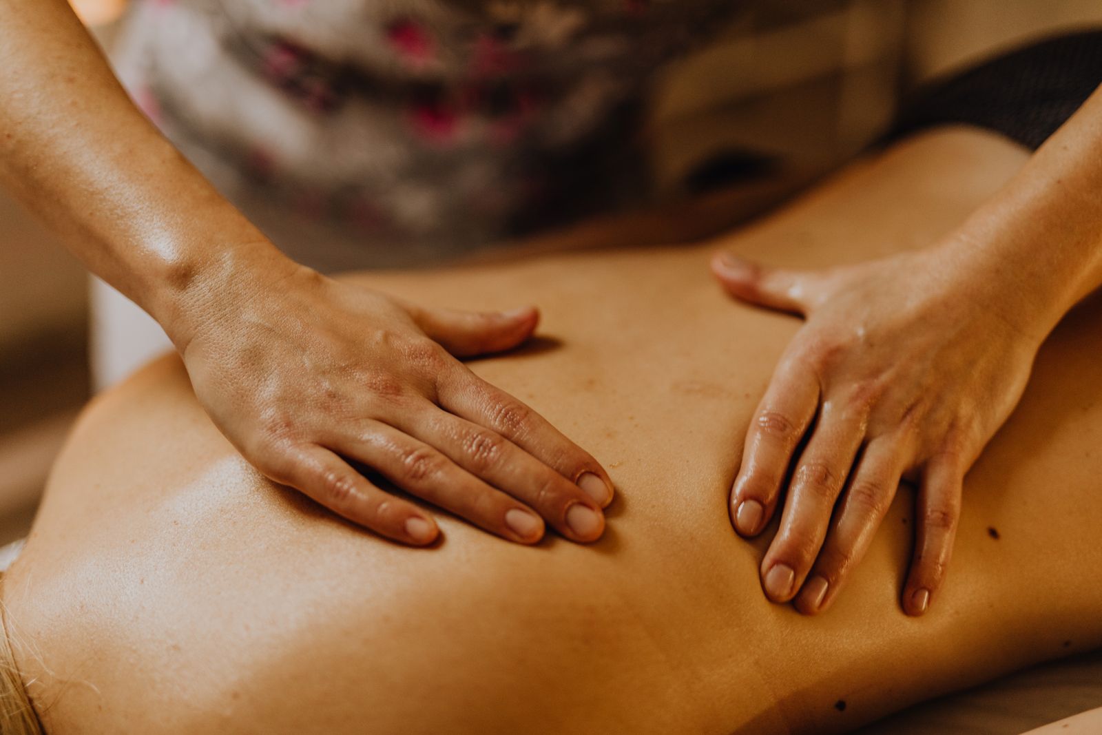 Medicīniskā muguras masāža